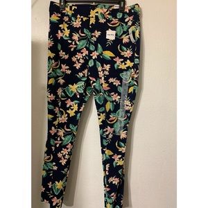 High-Waisted Pixie ankle pants